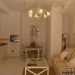 シンギュラー コラル デ サン ホセ * セビリア